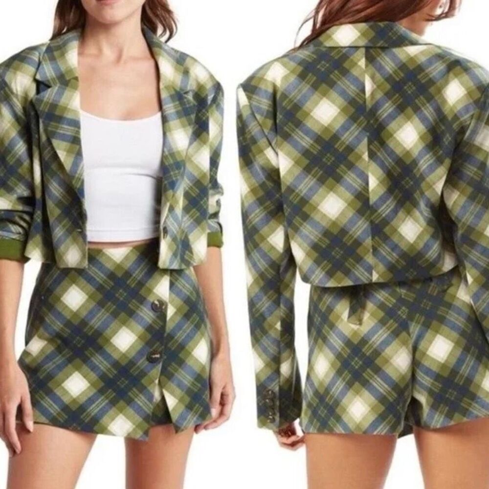 NWT WeWoreWhat Cropped Blazer in vintage plaid Green multi. Size S